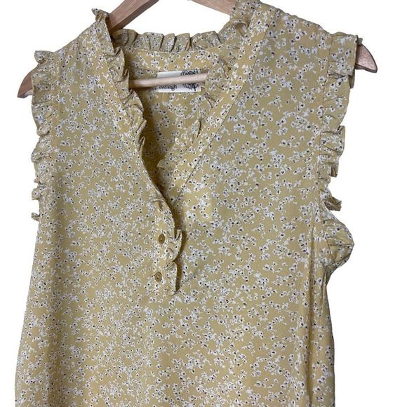 Everleigh Top Size XS Blouse Floral Yellow White Sleeveless Button Shirt V-neck - Picture 5 of 10